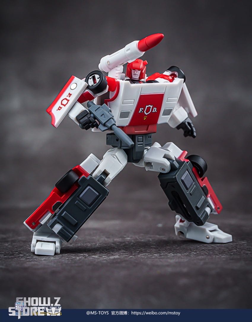 The Flame Patrol (Red Alert) Repainted Edition - Magic Square (The Transformers) action figure collectible - Main Image 2
