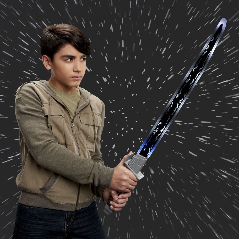 Mandalorian Darksaber Lightsaber with Electronic Lights and Sounds - Hasbro (Lightsabers) action figure collectible [Barcode 5010993718818] - Main Image 3