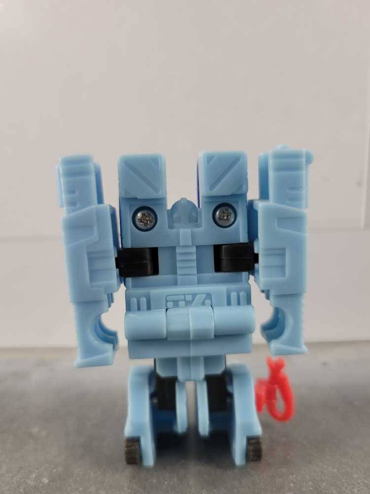 Firebot Recolor With Prowl And Makeshift Emergency Team - Hasbro (Armada) action figure collectible - Main Image 3