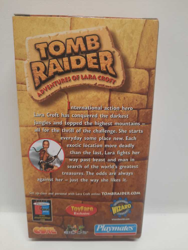 Lara Croft (ToyFare)  (Tomb Raider: 6”) action figure collectible - Main Image 2