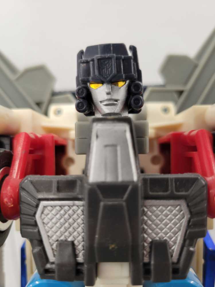 S.H. Figuarts Sasuke Uchiha (He Who Bears All Hatred)