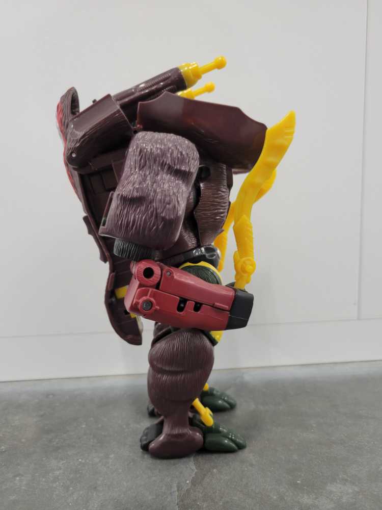 Optimus Primal - Hasbro (Universe) action figure collectible - Main Image 3