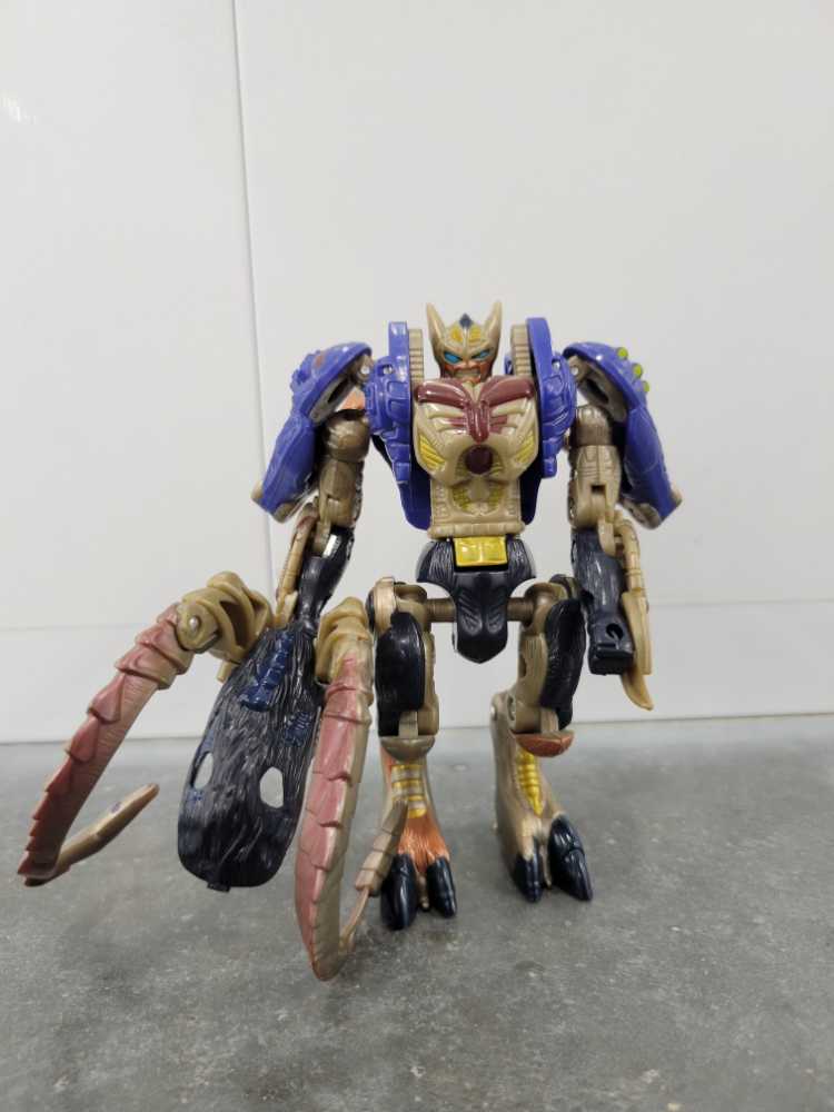 Longhorn - Hasbro (Universe) action figure collectible - Main Image 2