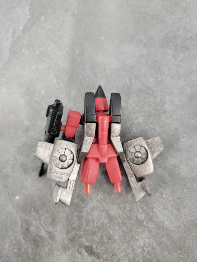 Thrust - Takara (Heroes Of Cybertron SCF) action figure collectible - Main Image 2