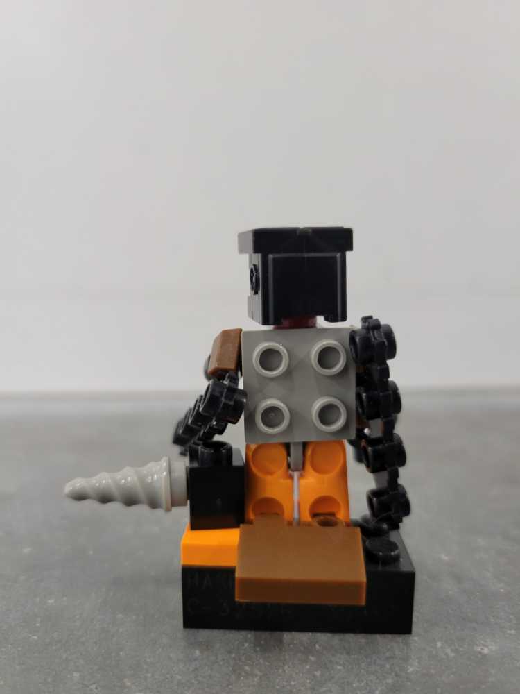 Nosecone 1st (Robot Mode) - Hasbro (Kre-o) action figure collectible - Main Image 3