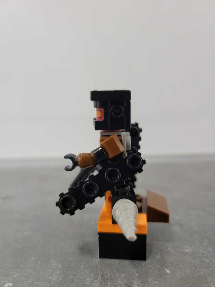 Nosecone 1st (Robot Mode) - Hasbro (Kre-o) action figure collectible - Main Image 4