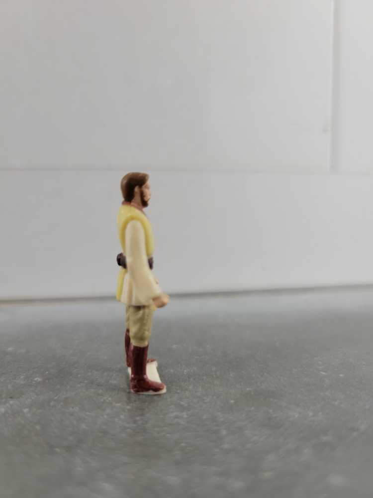 Obi Wan Kenobi - Hasbro (Star Wars Crossover) action figure collectible - Main Image 2