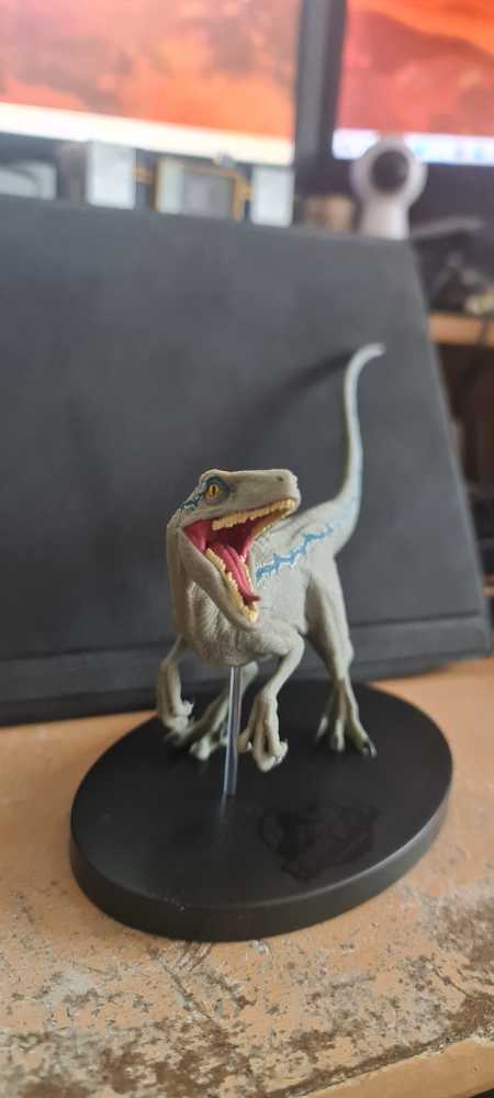 jurassic world - blue - Sega  action figure collectible - Main Image 3