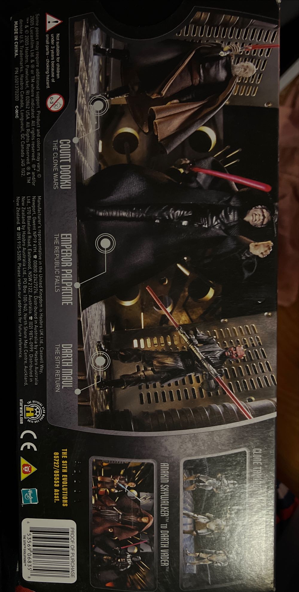 Darth Maul , Count Dooku , And Emperor Palpatine (The Republic Falls) - Star Wars The Sith Evolutions - Hasbro (Star Wars) action figure collectible [Barcode 653569068358] - Main Image 3
