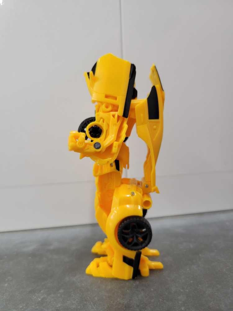 Bumblebee One Step Turbo Changer - Hasbro (Last Knight, The) action figure collectible - Main Image 4