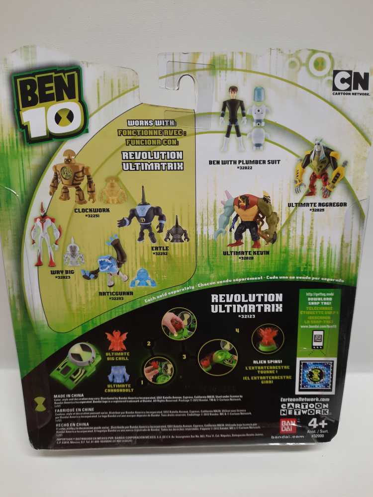 Ben 10 Revolution Ultimatrix Articguana - Bandai (Ben 10 Revolution Ultimatrix) action figure collectible [Barcode 045557322533] - Main Image 2