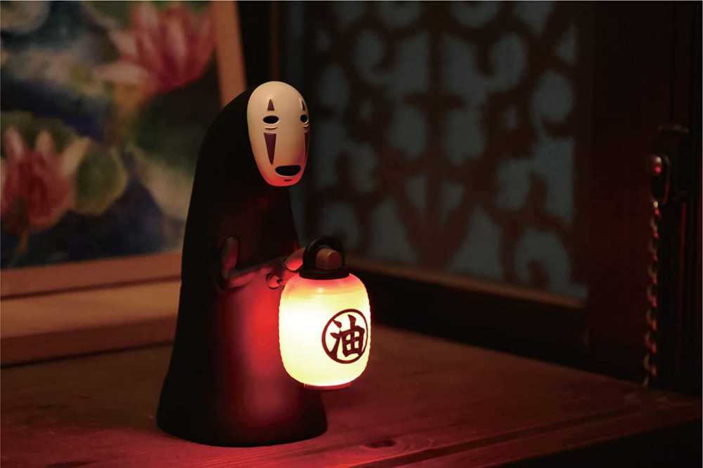 Benelic Spirited Away No Face Lantern Figure Sensor Light Official Studio Ghibli Merchandise  action figure collectible [Barcode 4990593354061] - Main Image 3