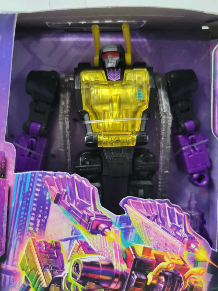 Kickback - Hasbro (Legacy) action figure collectible - Main Image 2