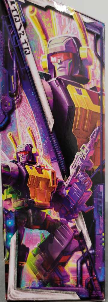 Kickback - Hasbro (Legacy) action figure collectible - Main Image 3