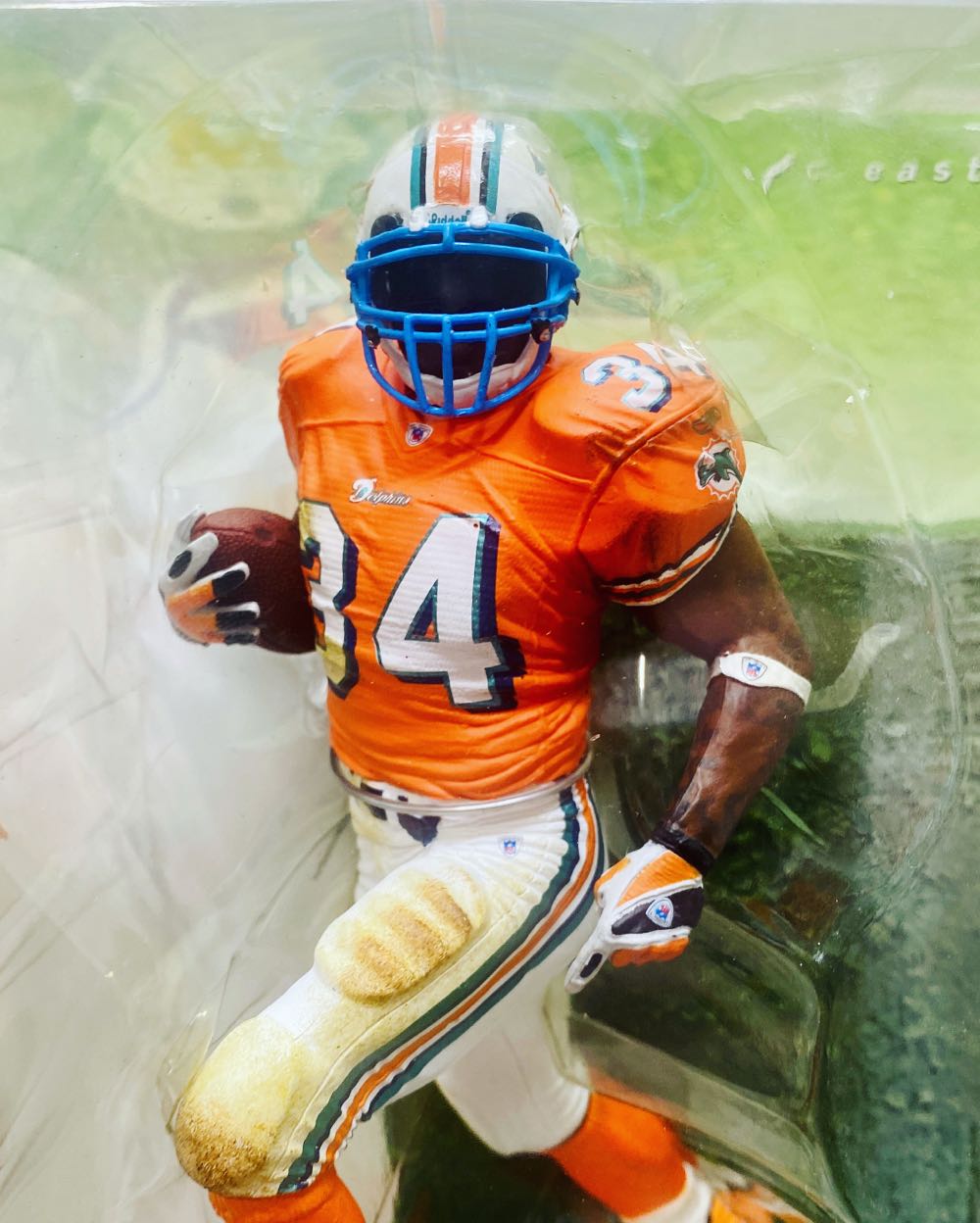 Mcfarlane NFL Ricky Williams Miami Dolphins (Variant Jersey) - McFarland Toys action figure collectible [Barcode 787926742237] - Main Image 3