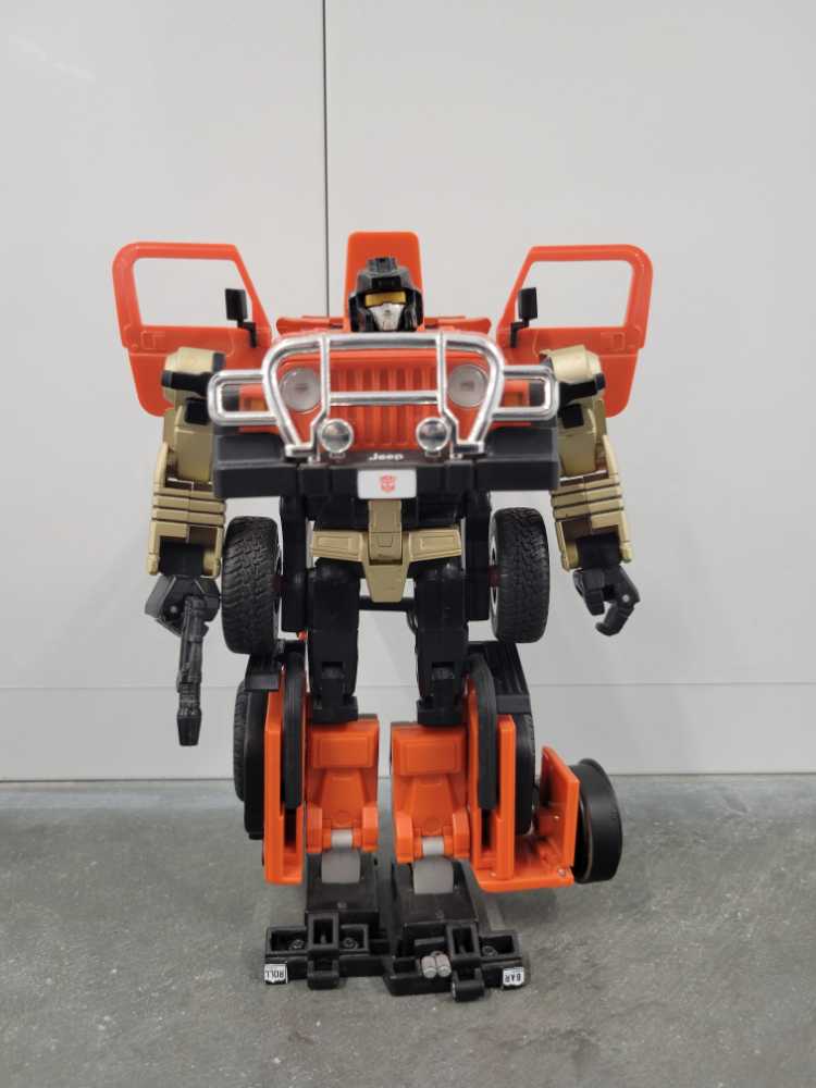 Rollbar Robot Mode - Hasbro (Alternators) action figure collectible - Main Image 2