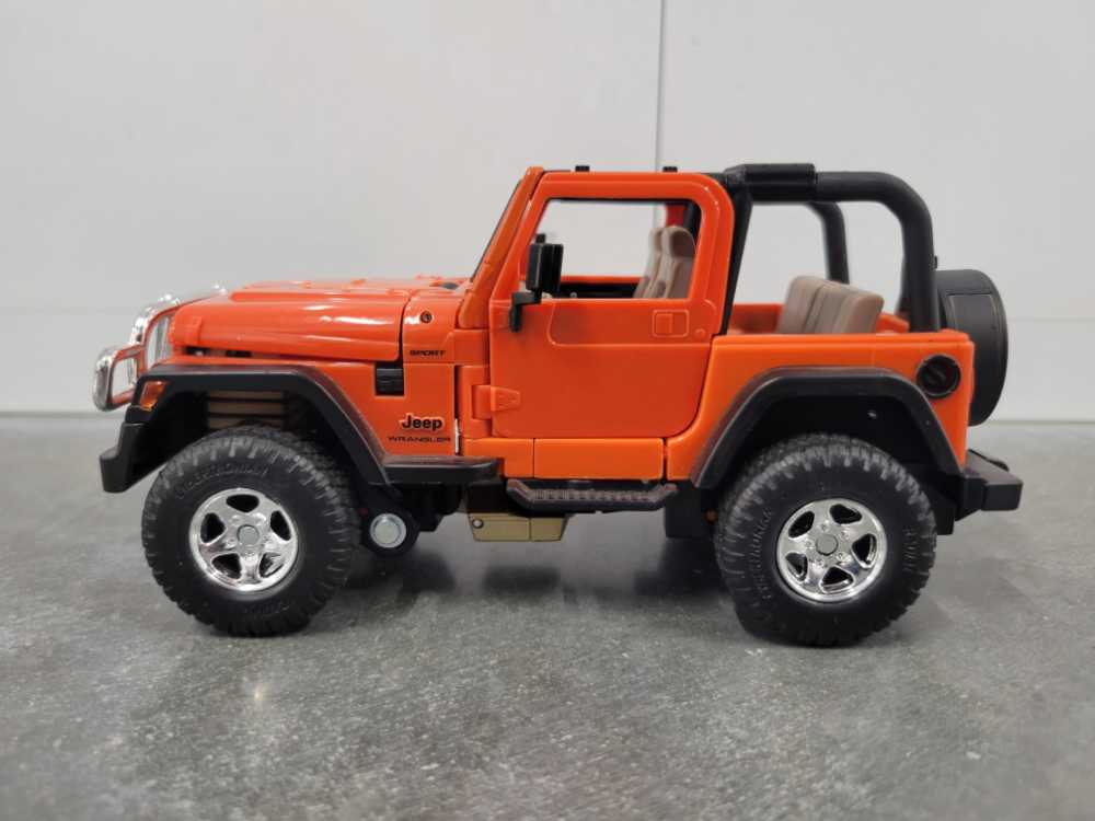 Salamanders Marine Shoulder Pads