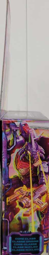 Iguanus  - Hasbro (Legacy) action figure collectible - Main Image 3