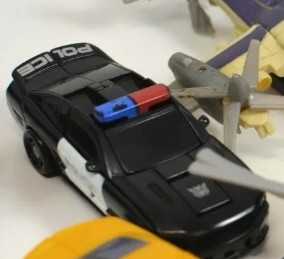 Barricade Legends 2nd - Hasbro (Movie) action figure collectible - Main Image 3