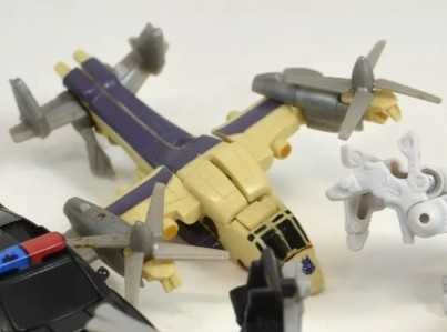 Duststorm  - Hasbro (Hunt For The Decepticons) action figure collectible - Main Image 3