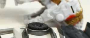 Leo Prime Legends 2nd - Hasbro (Classics) action figure collectible - Main Image 3