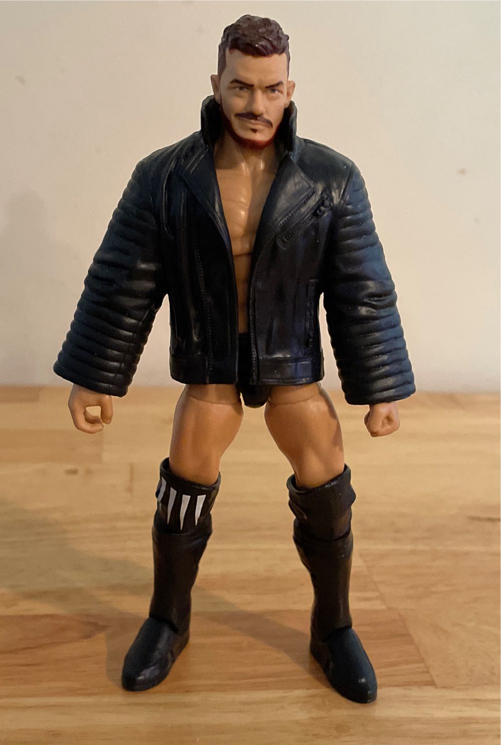 Finn Bálor - Mattel Wwe (WWE Mattel Elite Series Ringside Collectibles Exclusive) action figure collectible - Main Image 1