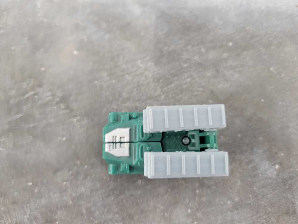 Wreckage 2nd (Vehicle Mode) With Knock Out and Bonecrusher Land Military Team  - Hasbro (Armada) action figure collectible - Main Image 2