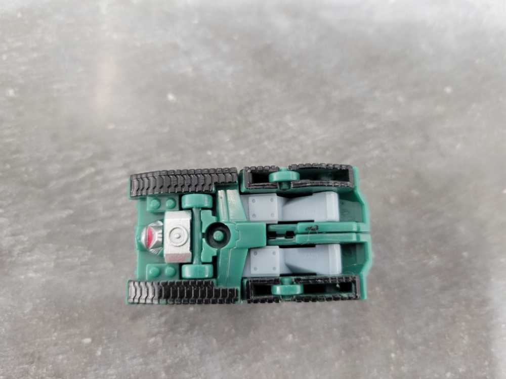 Wreckage 2nd (Vehicle Mode) With Knock Out and Bonecrusher Land Military Team  - Hasbro (Armada) action figure collectible - Main Image 4