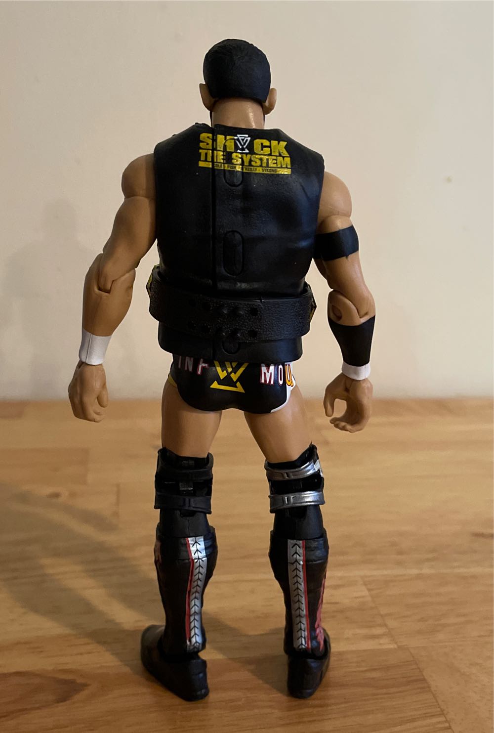 Bobby Fish - Mattel Wwe (WWE Mattel Elite Series 79) action figure collectible - Main Image 2