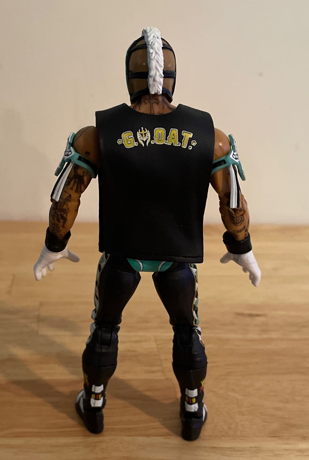 Rey Mysterio - Mattel Wwe (WWE Mattel Elite Series 72) action figure collectible - Main Image 2