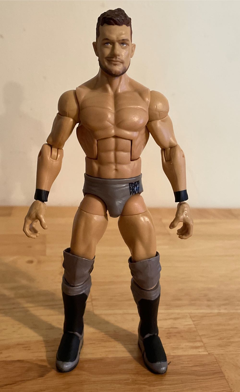 Finn Bálor - Mattel Wwe (WWE Mattel Elite Series Top Picks 2019) action figure collectible - Main Image 3
