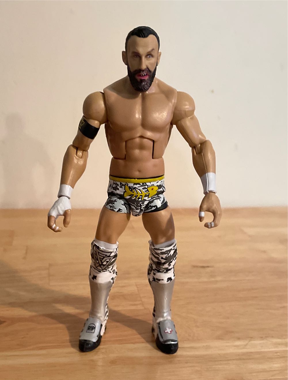 Bobby Fish - Mattel Wwe (WWE Mattel Elite Series 79) action figure collectible - Main Image 3