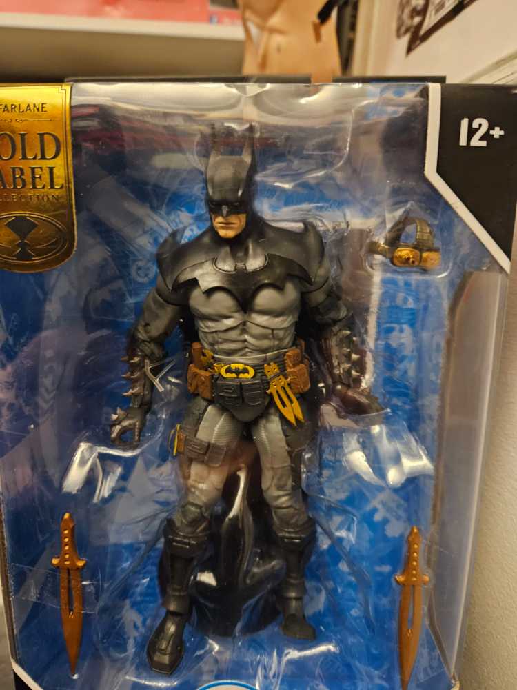 Batman - McFarlane Toys (McFarlane Gold Label Collection) action figure collectible [Barcode 787926150056] - Main Image 4