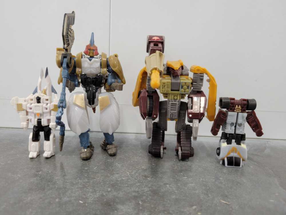 Stockade with Terradive, Prowl and Magna Stampede  - Hasbro (Universe) action figure collectible - Main Image 4