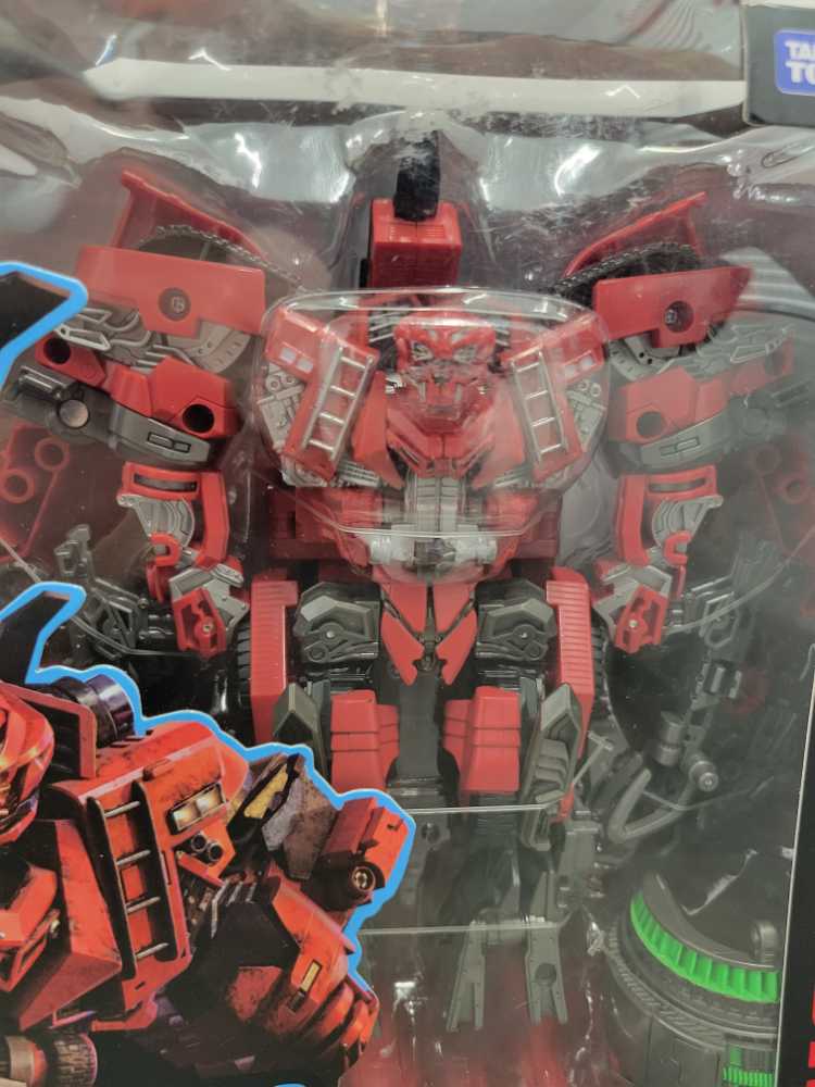 66 Overload 3rd Boxed - Hasbro (Studio Series) action figure collectible - Main Image 2