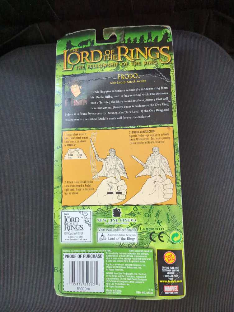 The Lord Of The Rings Frodo Sword Attack Toybiz Hobbit Sting - Toy Biz (Fellowship Of The Ring) action figure collectible [Barcode 035112813835] - Main Image 2
