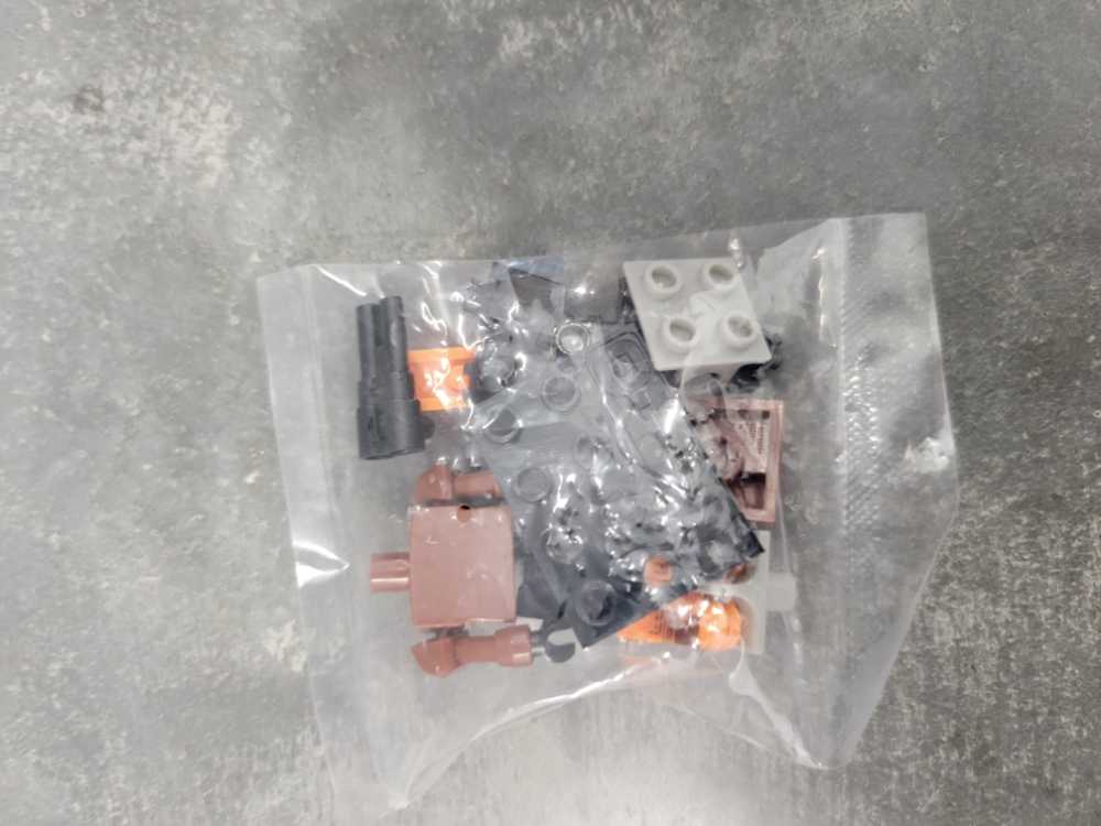 Nosecone 3rd (Bagged) - Hasbro (Kre-o) action figure collectible - Main Image 2