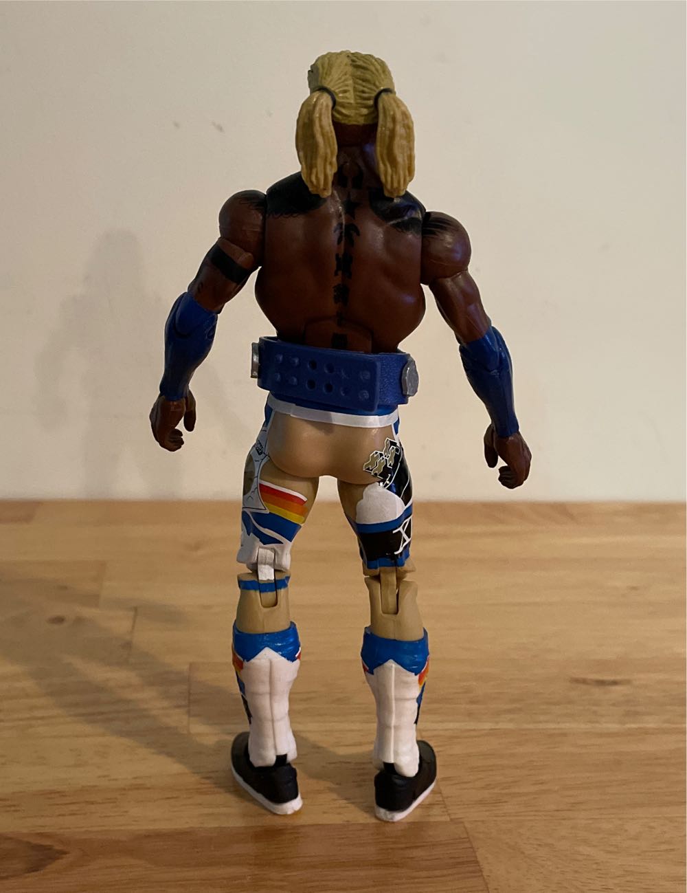 Kofi Kingston - Mattel Wwe (WWE Mattel Elite Series Top Picks 2021 Series) action figure collectible - Main Image 2
