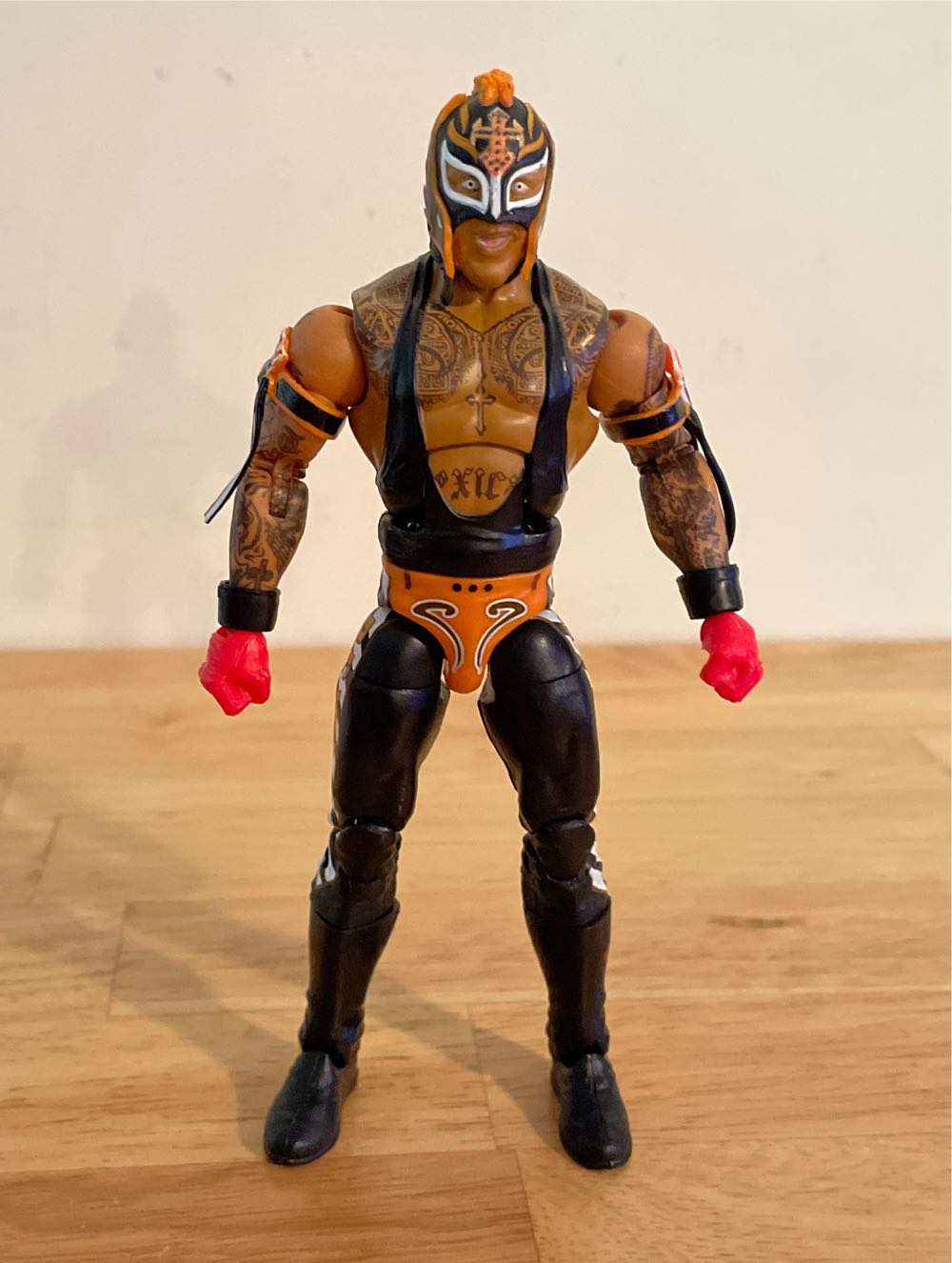 Rey Mysterio - Mattel Wwe (WWE Mattel Elite Series 92) action figure collectible - Main Image 3