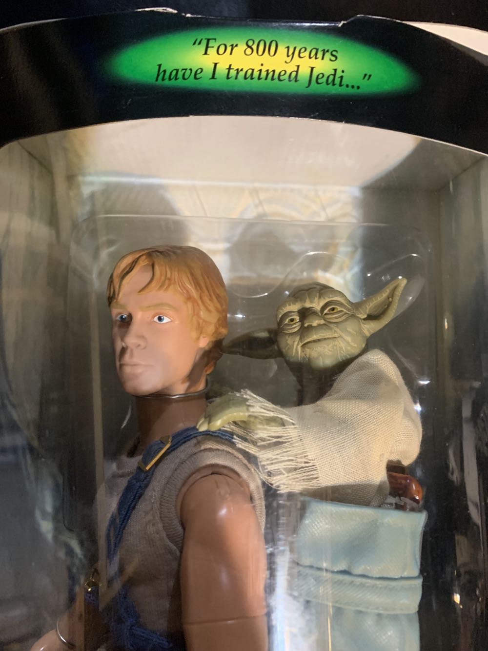 12” Luke Skywalker & Yoda - Hasbro (2000-2002 The Power of the Jedi) action figure collectible [Barcode 076930324868] - Main Image 2