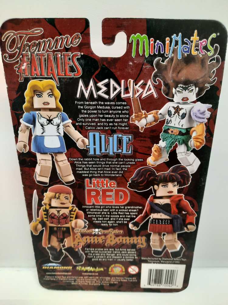 Femme Fatales Minimates Series 2 Box Set  (MiniMates) action figure collectible [Barcode 699788700426] - Main Image 2