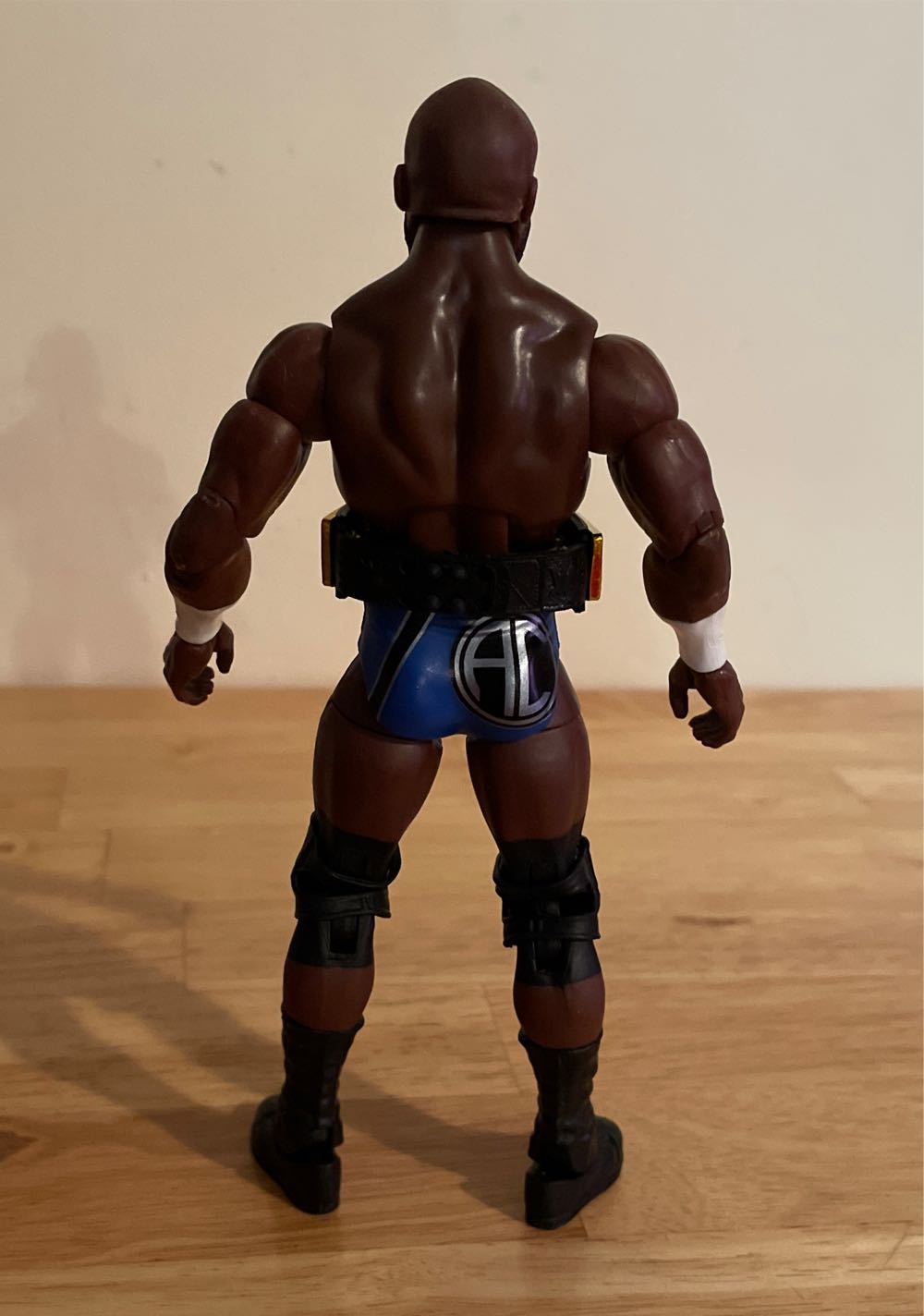 Apollo Crews - Mattel Wwe (WWE Mattel Elite Series 87) action figure collectible - Main Image 2