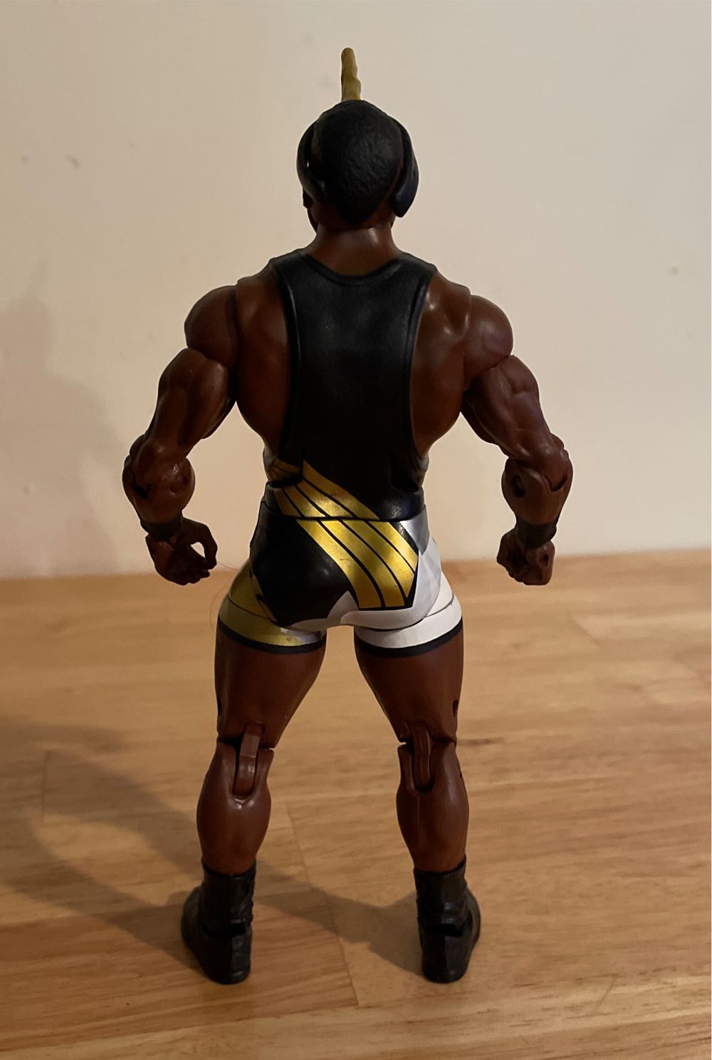 Kofi Kingston - Mattel Wwe (WWE Mattel Elite Series FYE Exclusive The New Day “Booty-O’s”) action figure collectible - Main Image 2