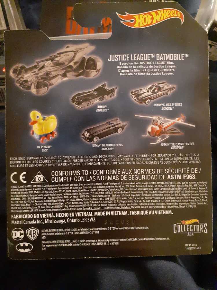Hotwheels Batcycle  action figure collectible [Barcode 887961242553] - Main Image 2