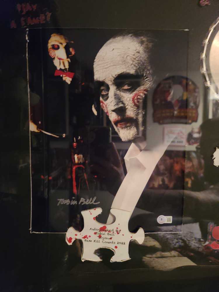 Saw Signed Framed Peice - Bam Box (Horror) action figure collectible - Main Image 4