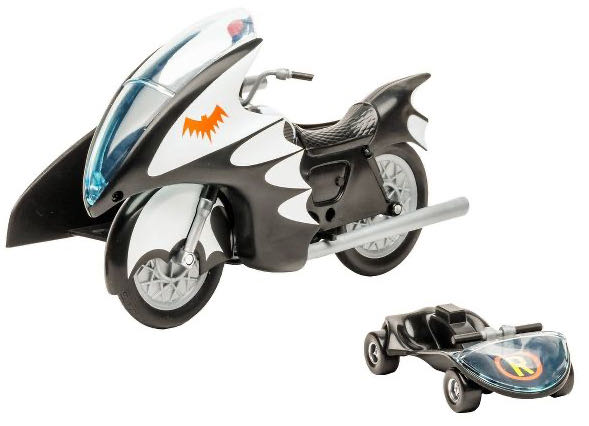 Batcycle W/sidecar - McFarlane Toys (Batman ‘66) (Batman Classic Tv Series) action figure collectible [Barcode 787926157093] - Main Image 3