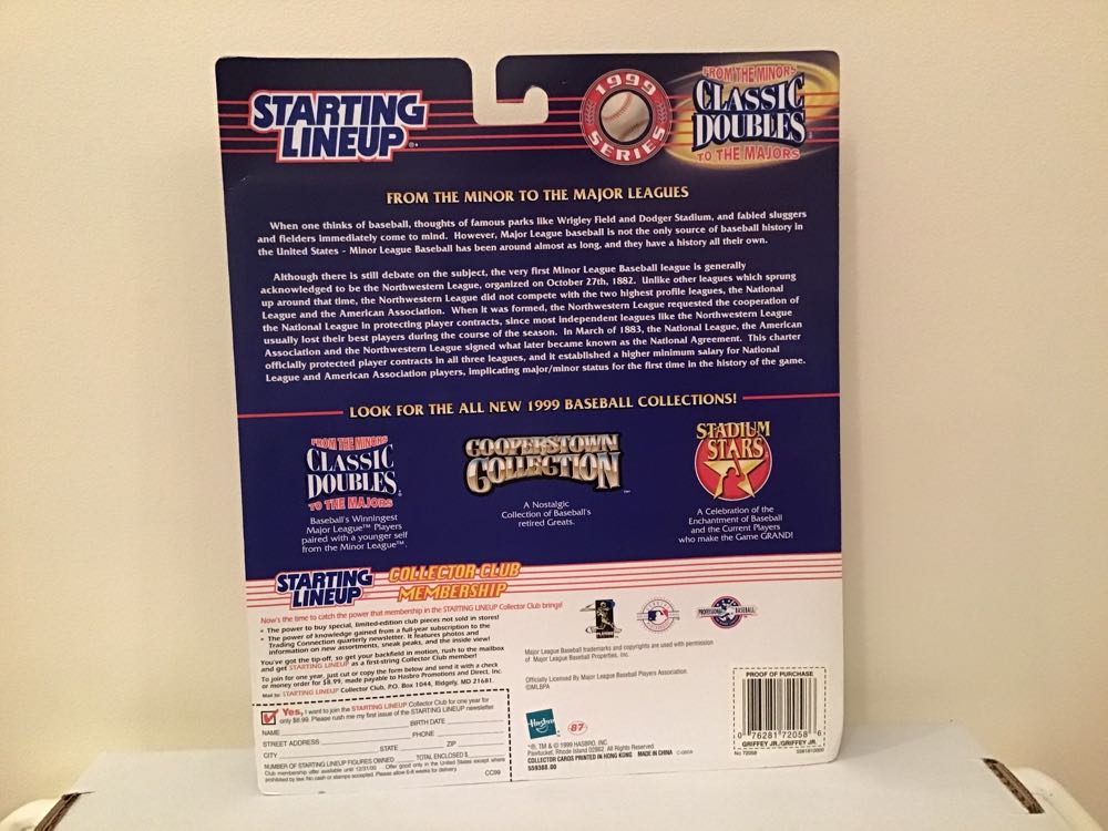 Ken Griffey, Jr. / Ken Griffey, Jr. - Kenner (Classic Doubles) action figure collectible - Main Image 2