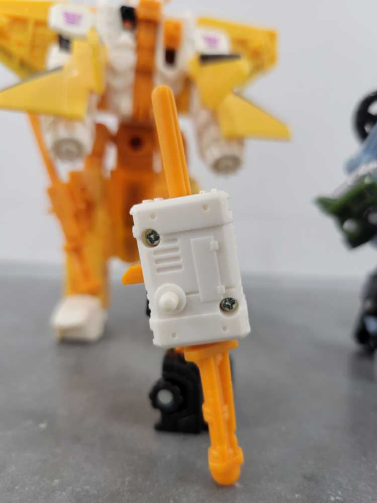 Inferno with Sunstorm and Perceptor (Robot Mode) - Hasbro (Universe) action figure collectible - Main Image 2