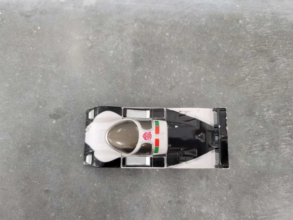 Wheeljack Vehicle Mode - Hasbro (Universe) action figure collectible - Main Image 2