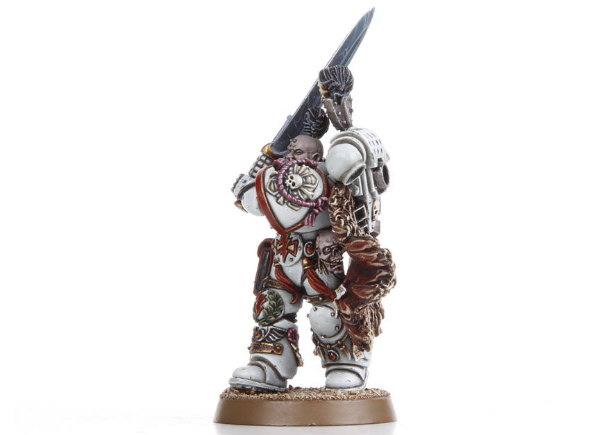 Captain Kor’sarro Khan - Games Workshops (Warhammer 40.000 Space Marine) action figure collectible [Barcode 5011921031221] - Main Image 2